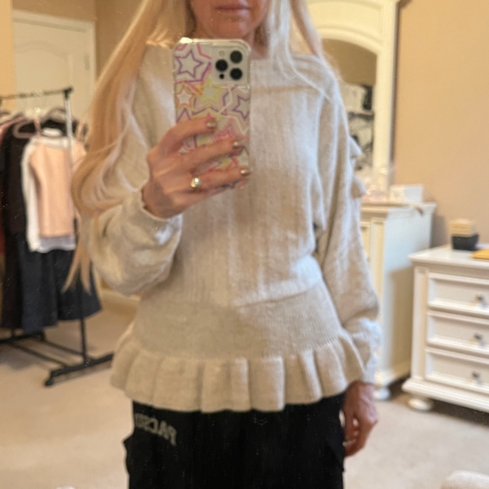 Mango Sweater - Picture 7 of 8